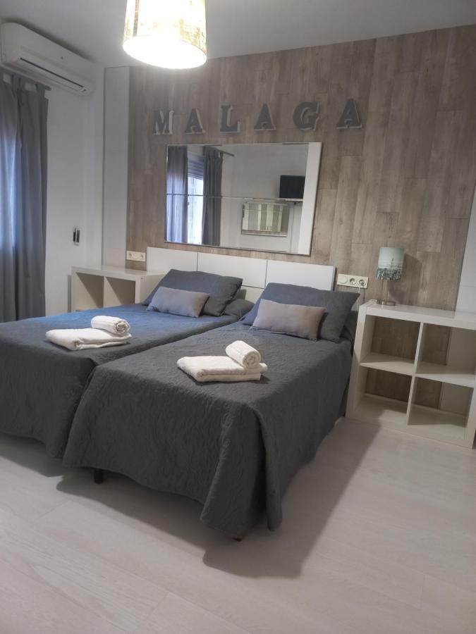 Apartamento E&R Malaga Centro- Parking Gratis Екстер'єр фото