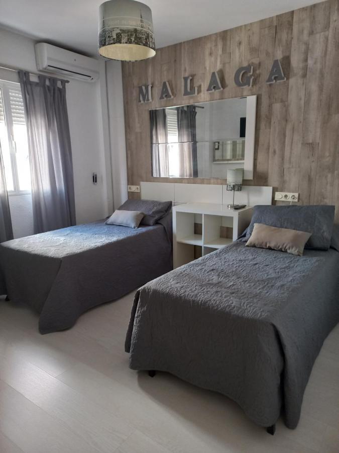 Apartamento E&R Malaga Centro- Parking Gratis Екстер'єр фото