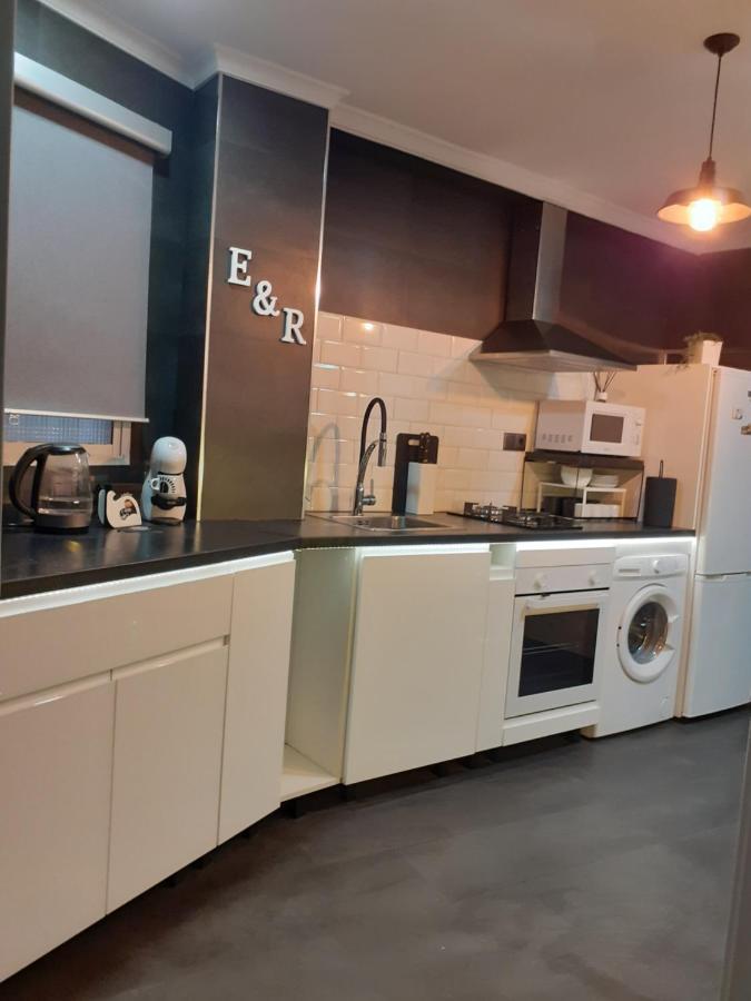 Apartamento E&R Malaga Centro- Parking Gratis Екстер'єр фото