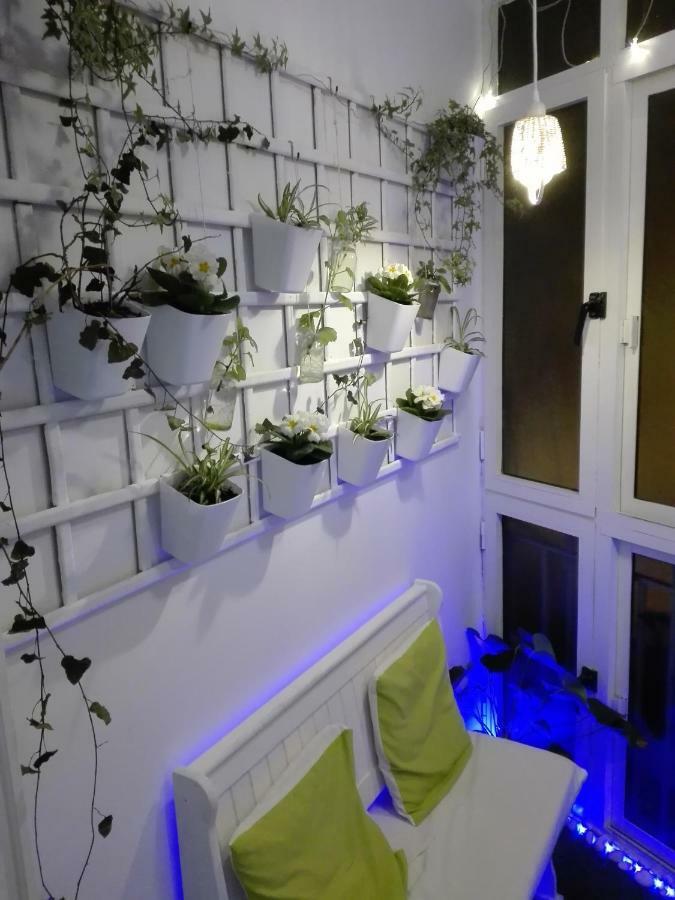 Apartamento E&R Malaga Centro- Parking Gratis Екстер'єр фото